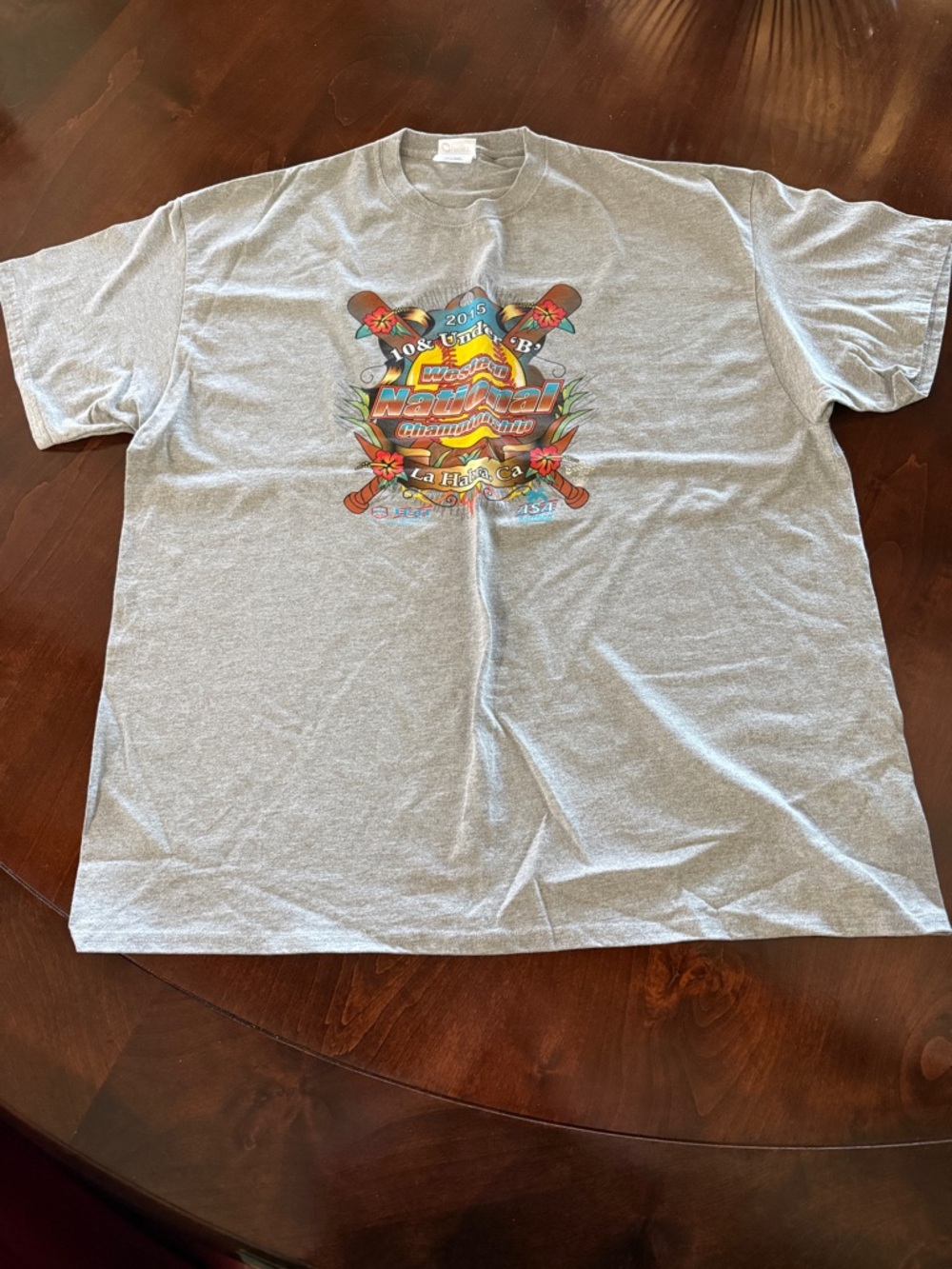 Port and Company Gray Short-Sleeve tee 2XL, 2015 softball championship 10&under